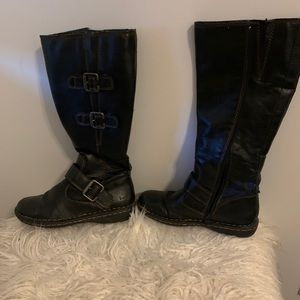 B.O.C size 6 black boots